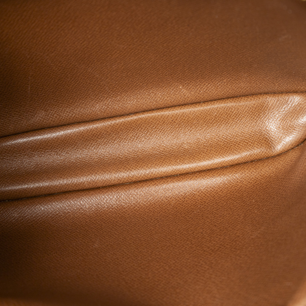 Louis Vuitton Marly Bandouliere - Picture 9 of 10